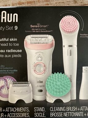 Braun Skin & Hair Care Set — Pink and Mint Accessories